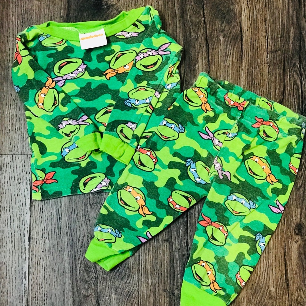 🐢 Nickelodeon Ninja Turtle 2pc Pajamas -12 M. 🐢